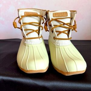 Sperry Cream and Tan Waterproof Boots